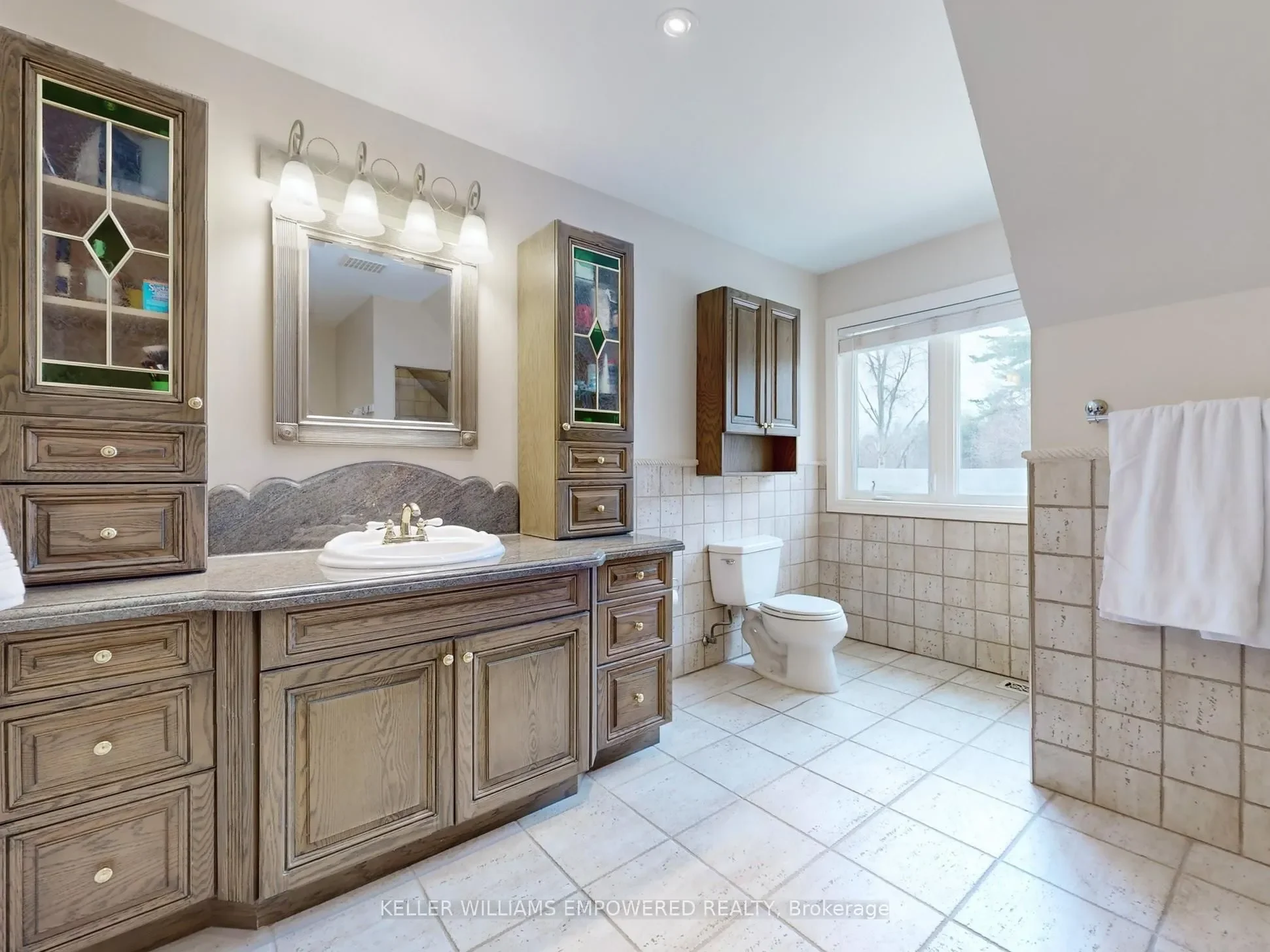 544 Woodland Acres Crescent, Vaughan, ON L6A 1G2, Vaughan, Ontario, Canada. - Photo 20