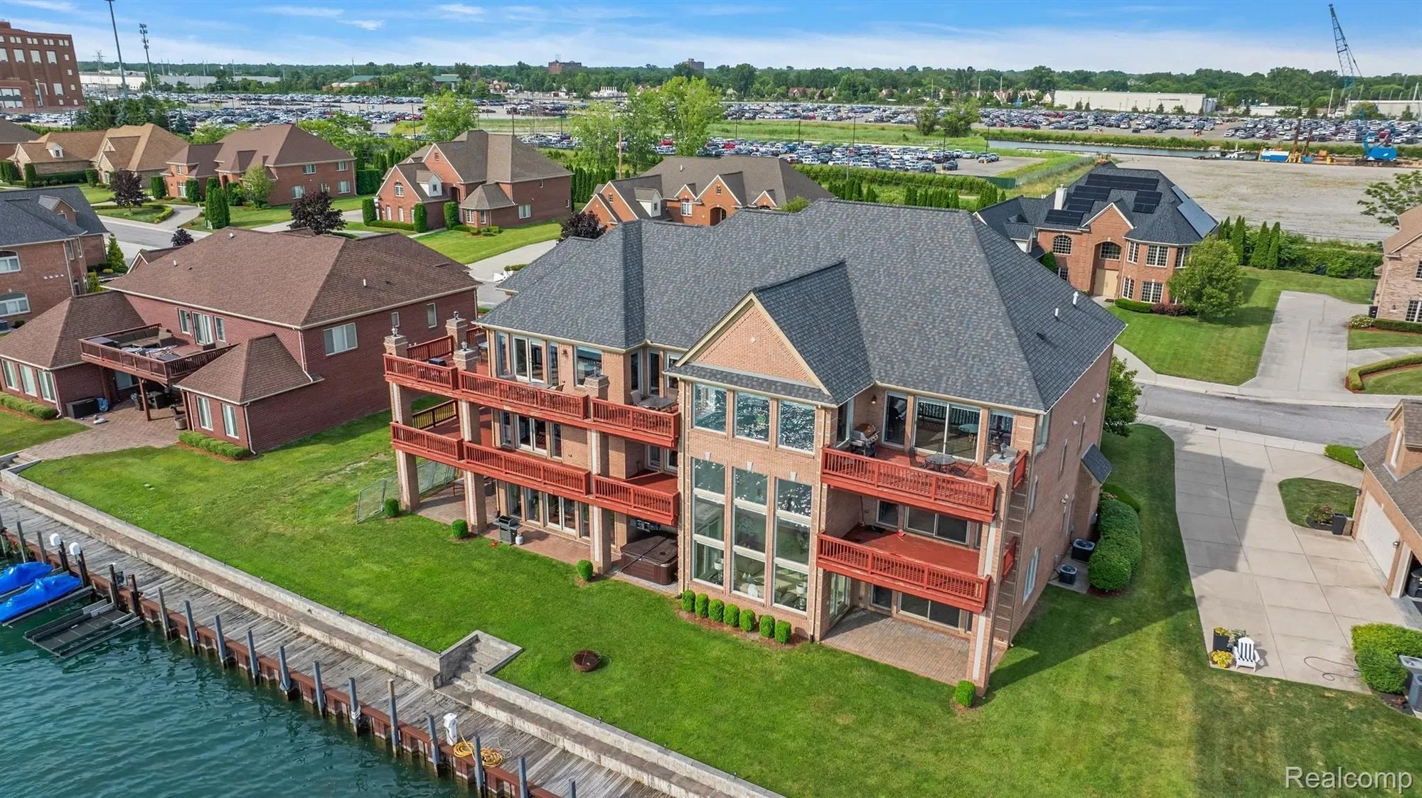 18 SAND BAR Lane, Detroit, MI 48214, Detroit, Michigan, United States. - Photo 33