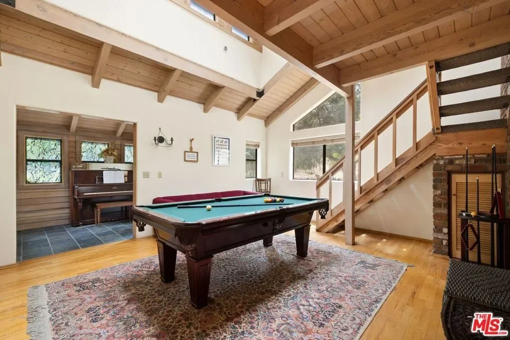 9145 La Tuna Canyon Road, Los Angeles, California, United States. - Photo 4