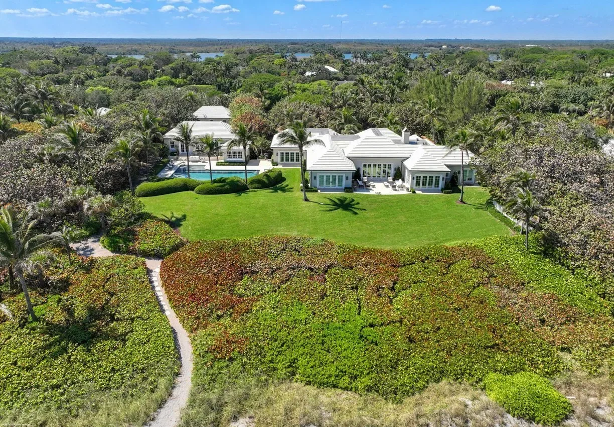 245 S Beach Road , Jupiter Island, FL 33455, Hobe Sound, Florida, United States. - Photo 6