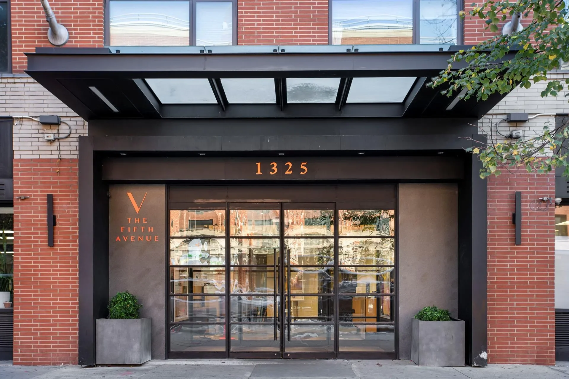 1325 FIFTH AVE, New York, New York, United States. - Photo 9