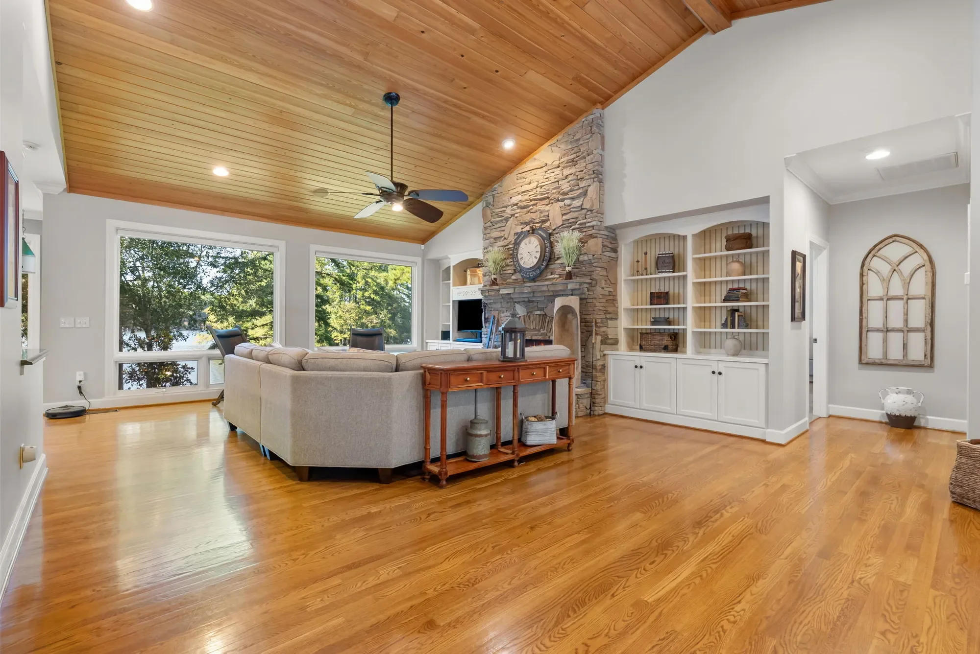 Gallery photo 4