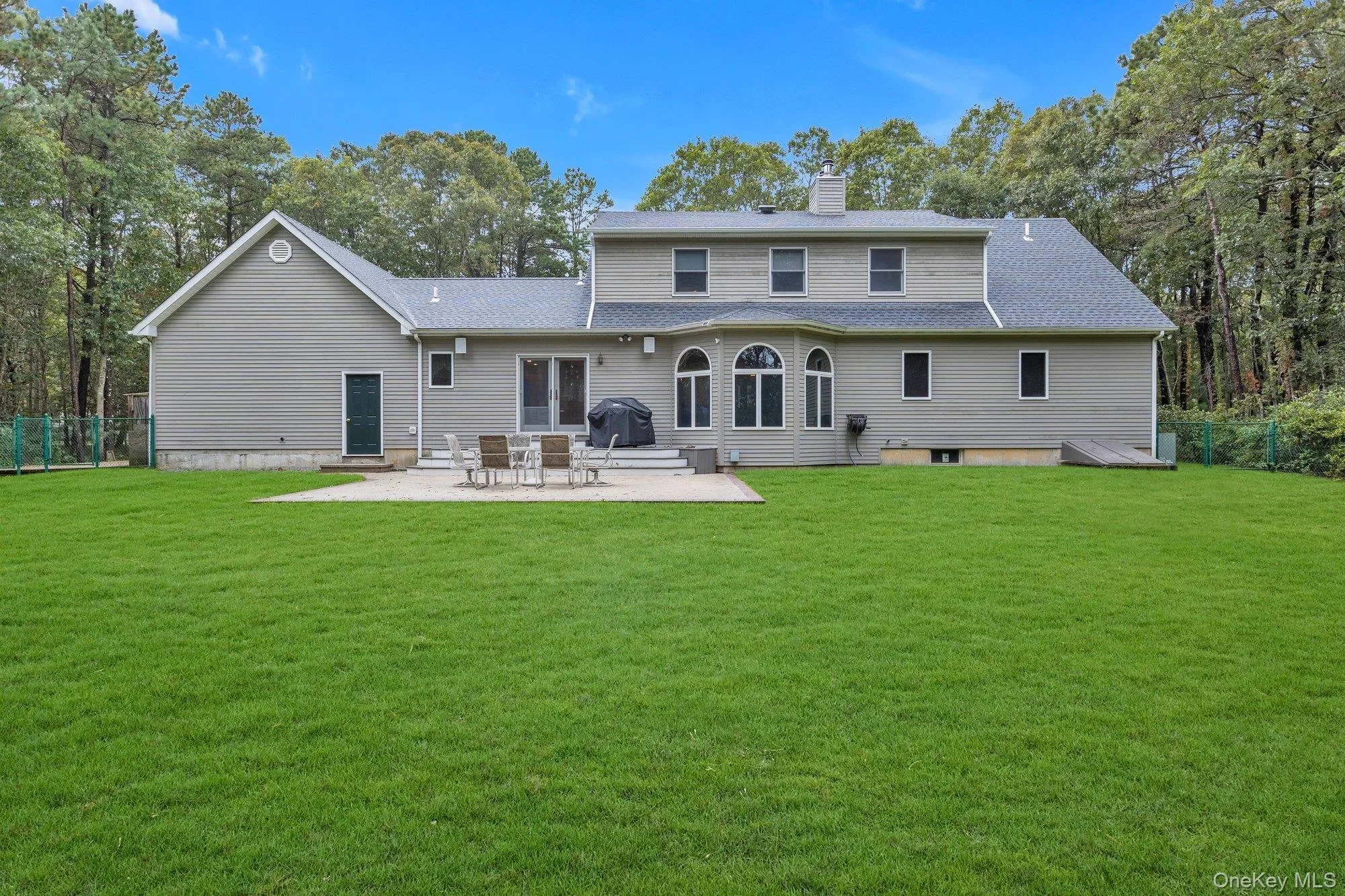 501 Wading River Road, Manorville, New York, United States. - Photo 27