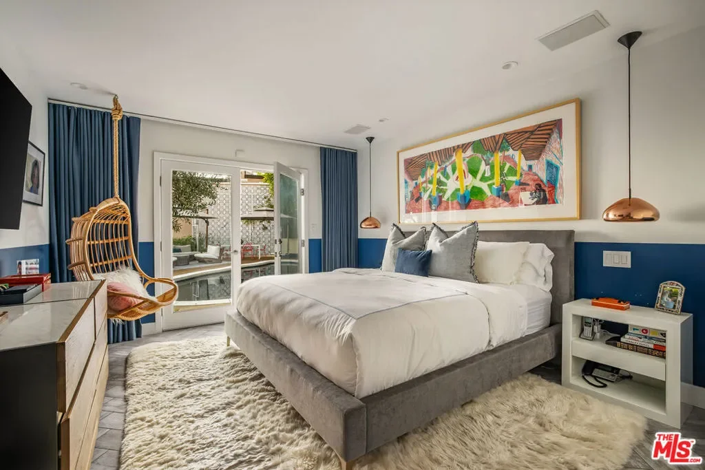 2137 Sunset Plaza Drive, Los Angeles, California, United States. - Photo 3