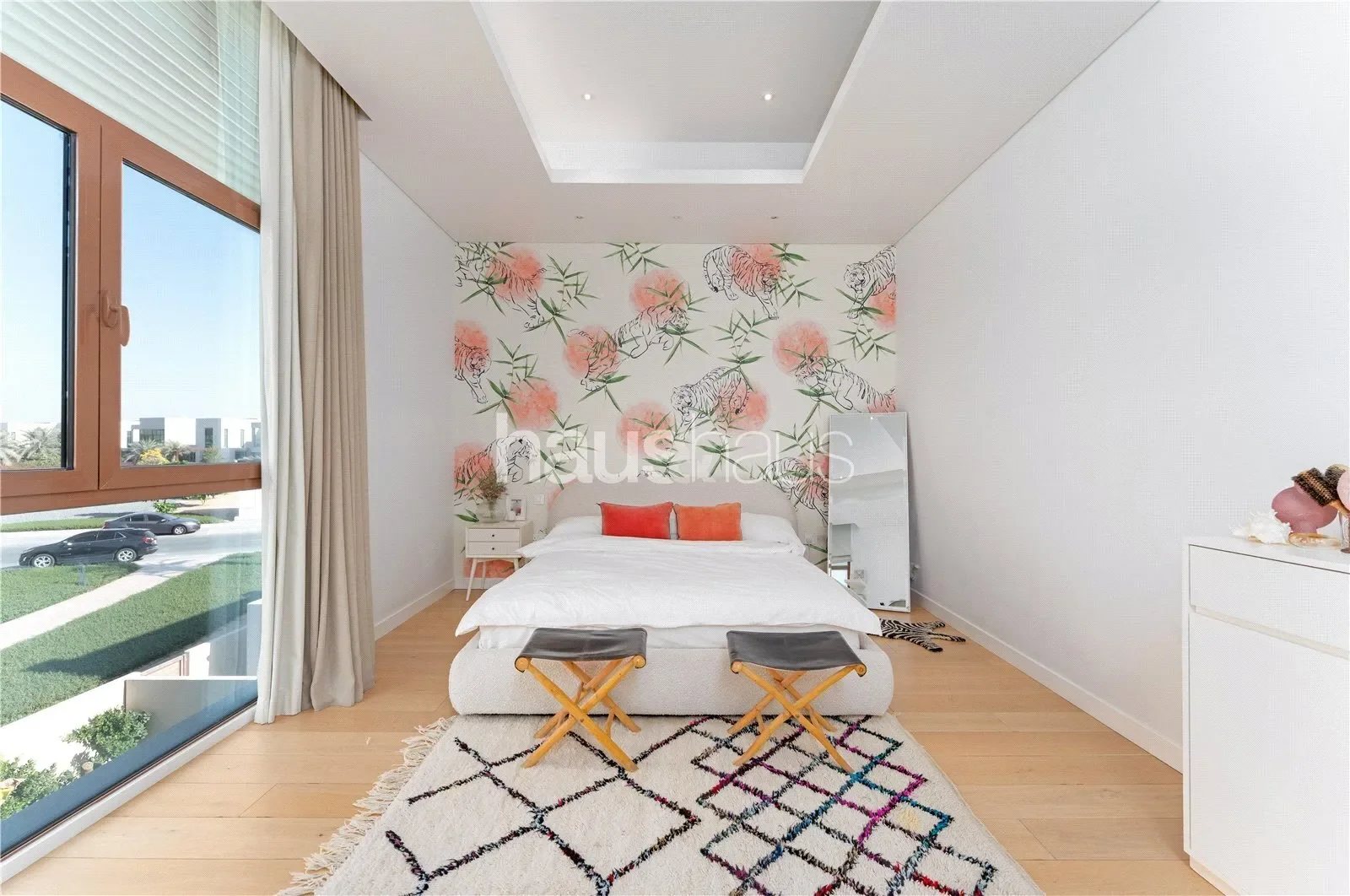 Gallery photo 2