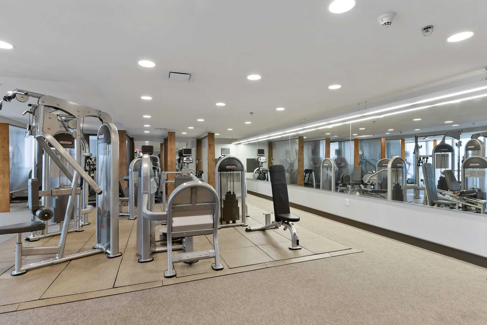 5 Renaissance Square, #23C, White Plains, NY, 10601, USA, White Plains, New York, United States. - Photo 27