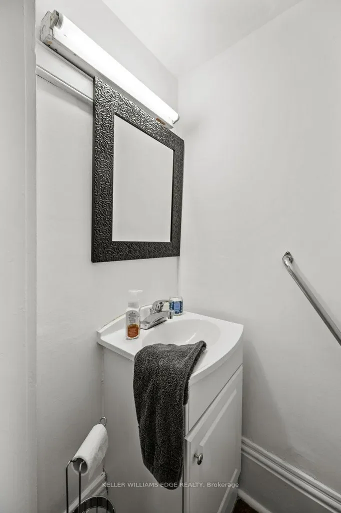 Gallery photo 3