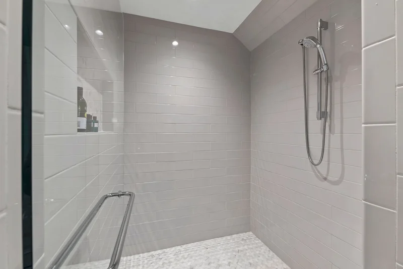 301 Wentworth Drive , Greensboro, NC 27408, Greensboro, North Carolina, United States. - Photo 70