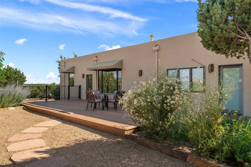 4 Sierra Verde , Santa Fe, NM 87507, Santa Fe, New Mexico, United States. - Photo 56