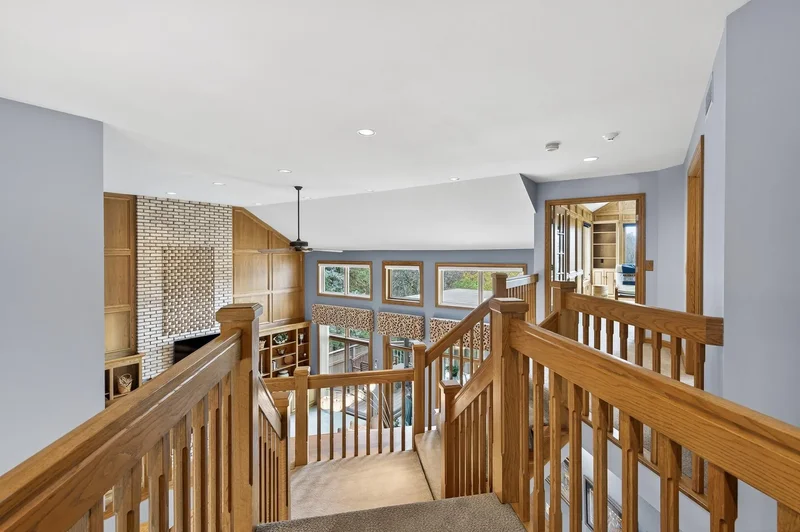 6993 Kenmare Drive, Bloomington, MN 55438, Minneapolis, Minnesota, United States. - Photo 35