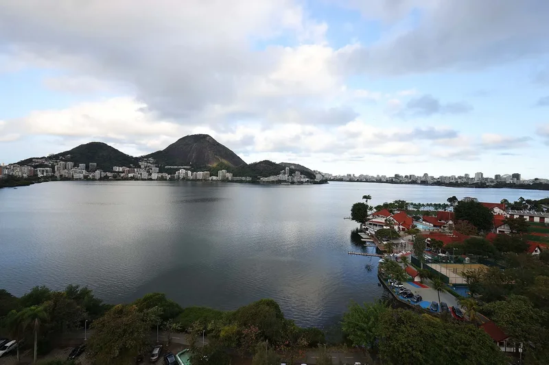 Avenida Borges de Medeiros Lagoa, Rio de Janeiro, RJ 22470-002, Rio de Janeiro, State of Rio de Janeiro, Brazil. - Photo 71