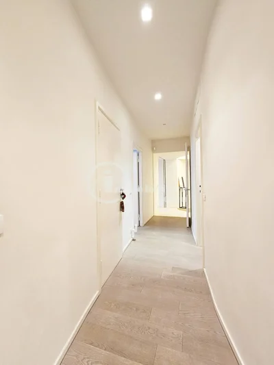 Thumbnail 54