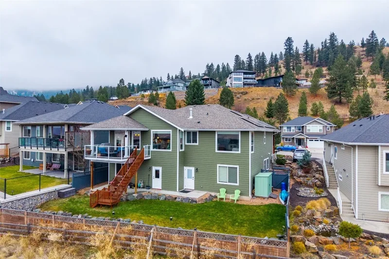 2016 Galore Crescent, Kamloops, British Columbia, Canada. - Photo 15