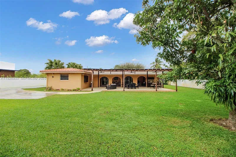 50 SW 130th Ave, Miami, Florida, United States. - Photo 39
