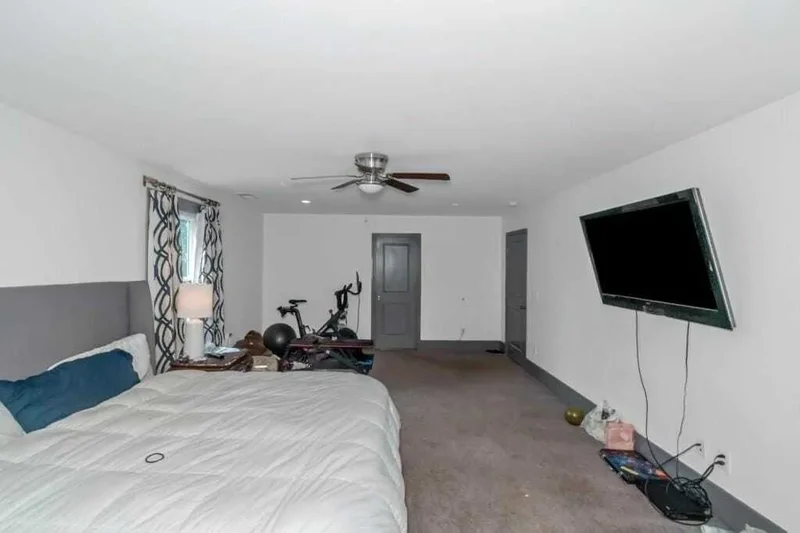 1688 Richland Road SW, Atlanta, Georgia, United States. - Photo 5
