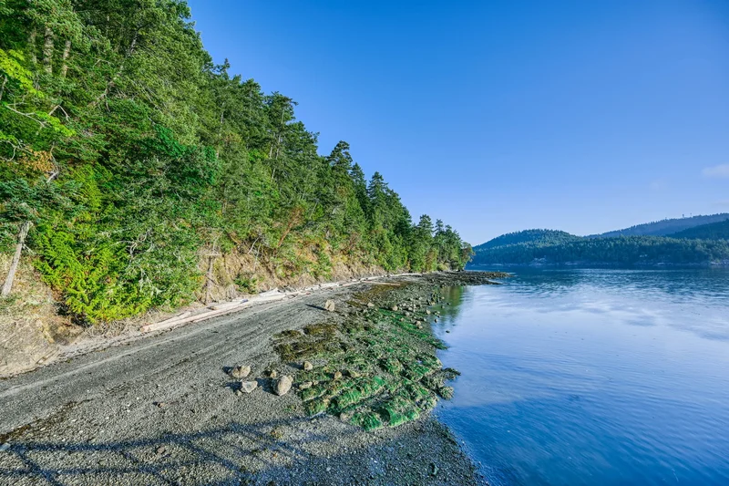 3200 Clam Bay Road, Pender Island, BC V0M2M1, Pender Island, British Columbia, Canada. - Photo 51
