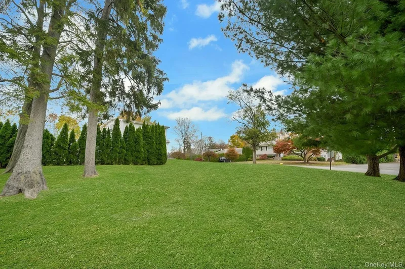 1 Echo Bay Place, New Rochelle, New York, United States. - Photo 31