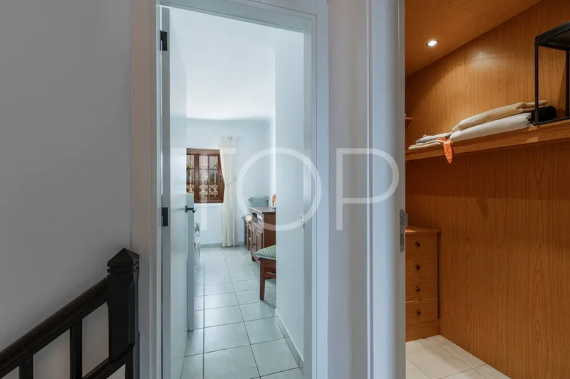 Calle El Beril, Costa Adeje, Adeje, Canary Islands. - Photo 20