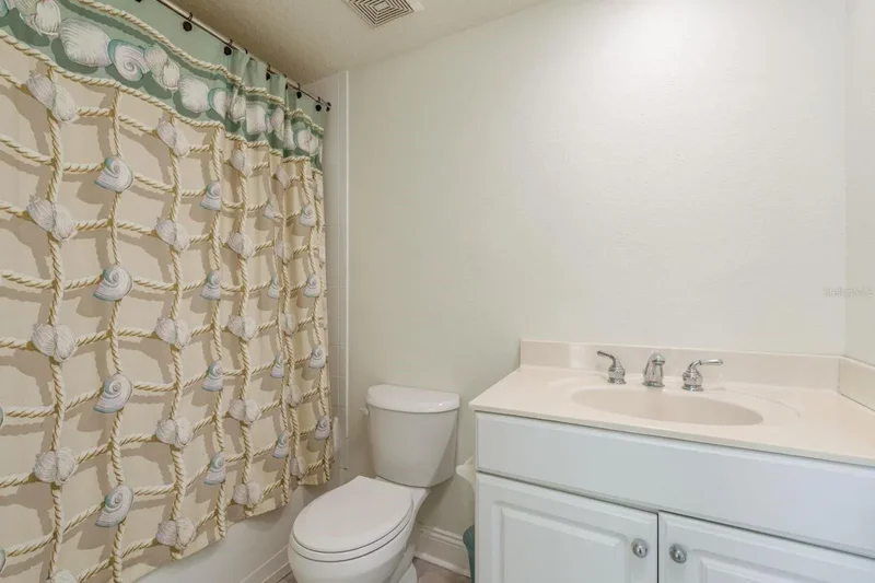 1170 SE GULF BLVD #305, Clearwater, Florida, United States. - Photo 4