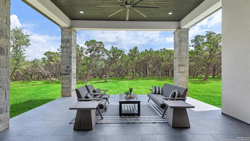 22327 Scenic Loop Rd, San Antonio, TX 78255, San Antonio, Texas, United States. - Photo 27