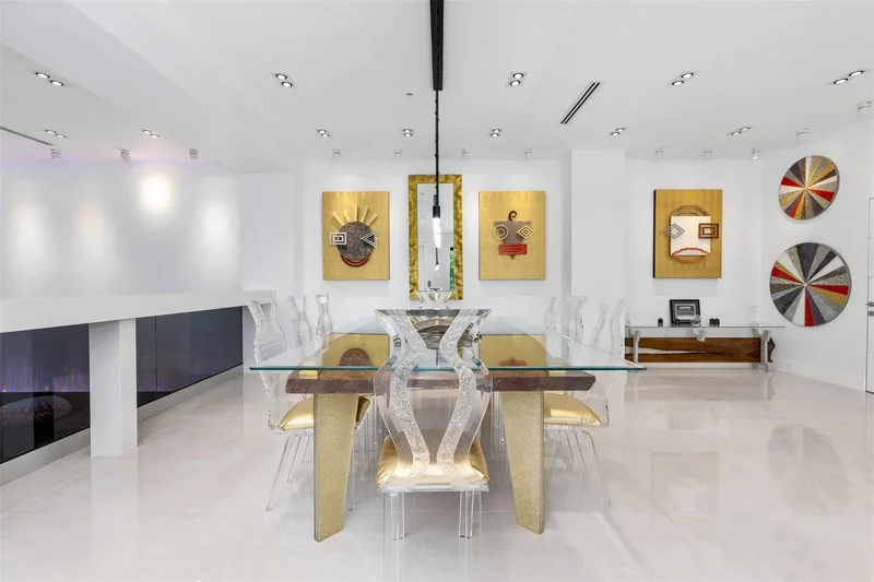 3021 Riomar St., Fort Lauderdale, Florida, United States. - Photo 19