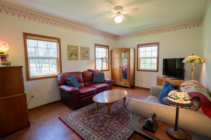 7555 E Antelope Rd, Eagle Point, Oregon, United States. - Photo 31