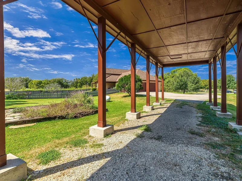 100 Pecan Grove Road, Sealy, Texas, United States. - Photo 45