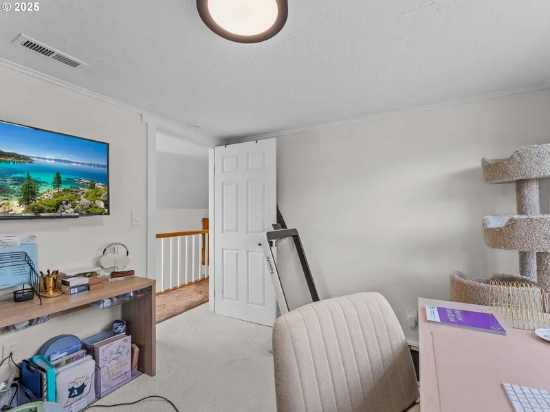 15095 SW WEIR RD, Beaverton, Oregon, United States. - Photo 38
