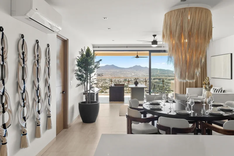 Condo 101, Monteluna