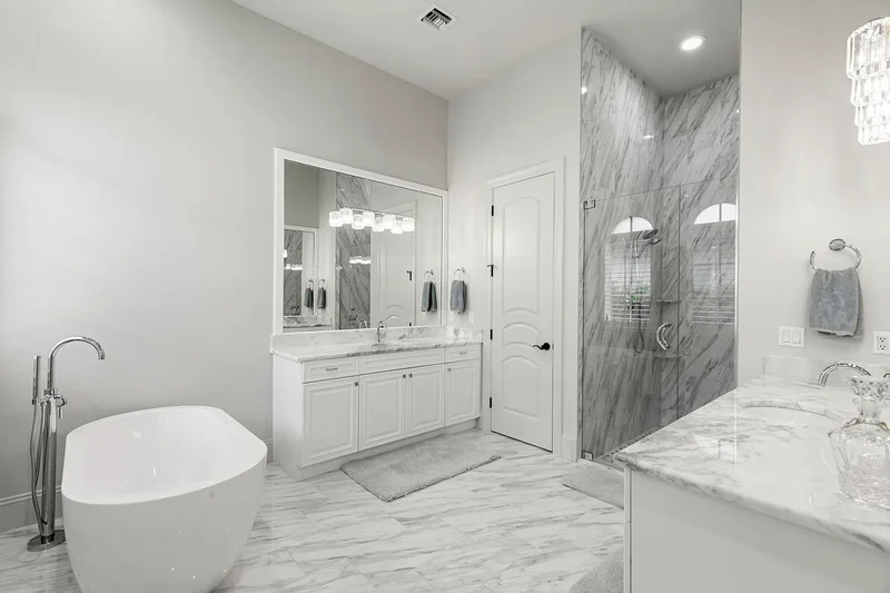 2896 Tiburon Boulevard E, Naples, FL 34109, Naples, Florida, United States. - Photo 2