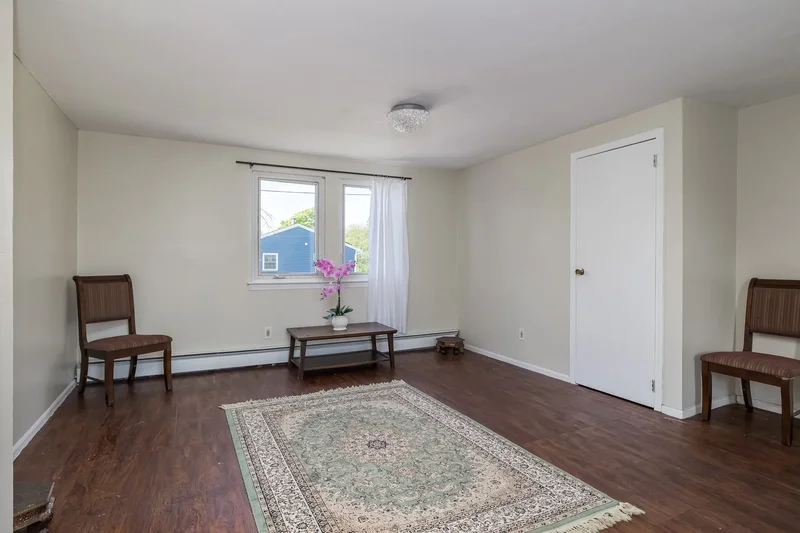 1 Varney Ave, Huntington Station, NY 11746, Huntington Station, New York, United States. - Photo 17