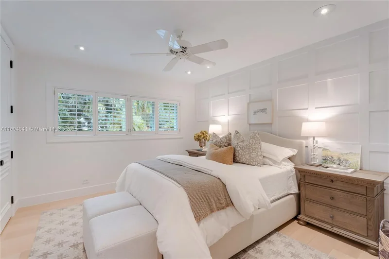 12220 Pine Needle Ln, Coral Gables, Florida, United States. - Photo 32