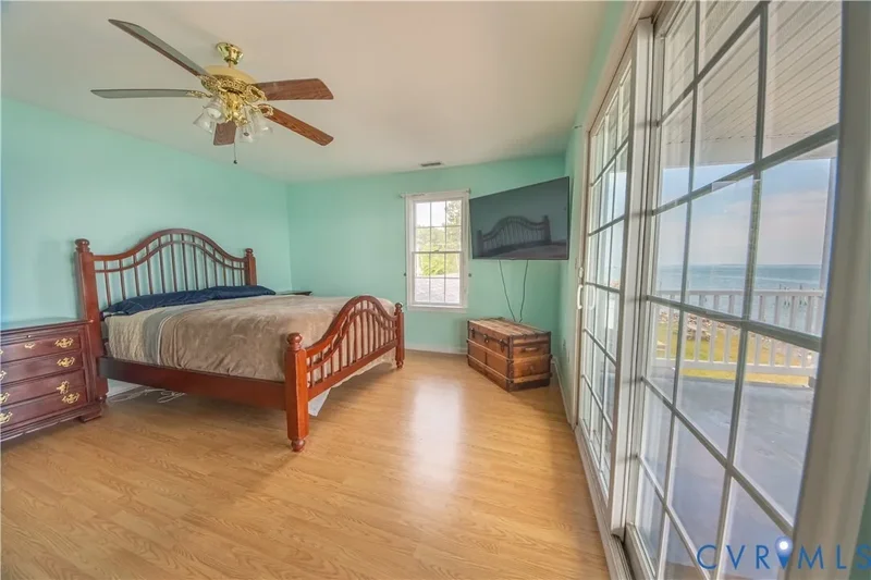 154 Riverside Drive - Deltaville, Virginia