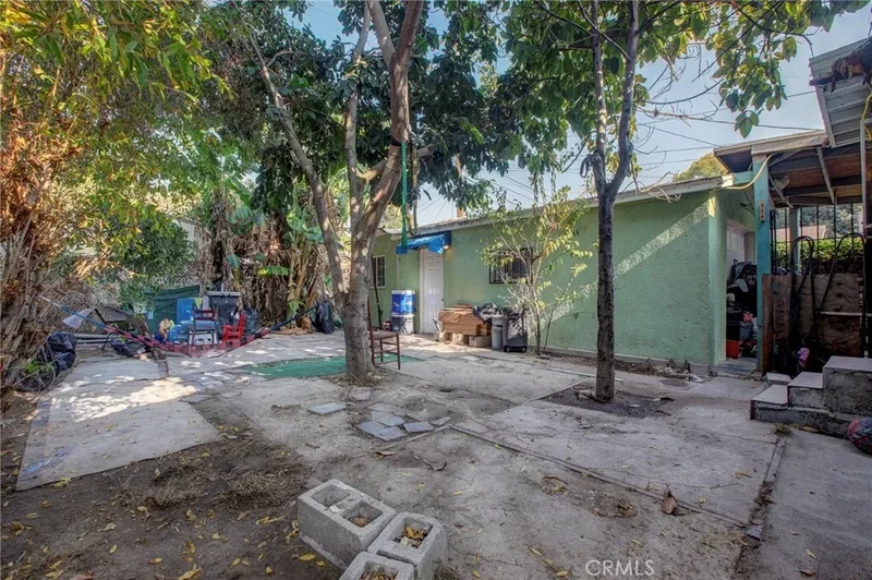 331 W 92nd Street, Los Angeles, CA 90003, Los Angeles, California, United States. - Photo 20