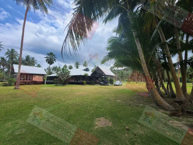 Tacilevu, Northern Division, Fiji. - Photo 24