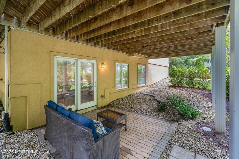 126 Metedeconk Court, Holmdel, NJ 07733, Holmdel, New Jersey, United States. - Photo 39