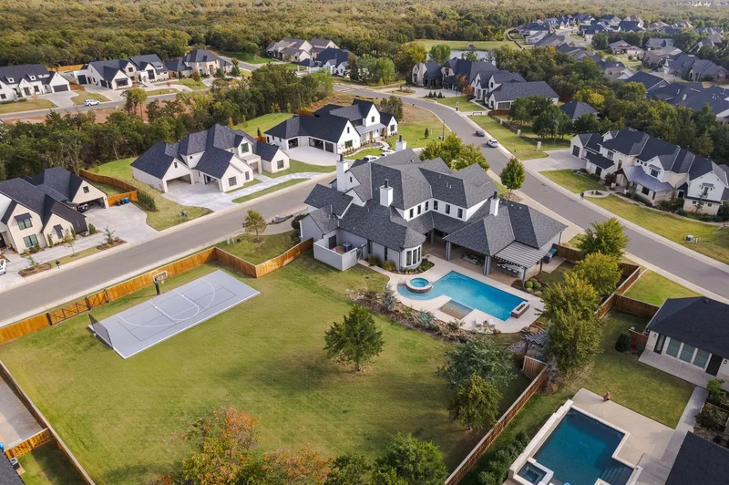 5101 Water Oak Way, Edmond, Ok 73034