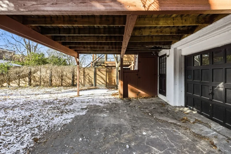 836 Av. Pratt, Montréal, Quebec, Canada. - Photo 13