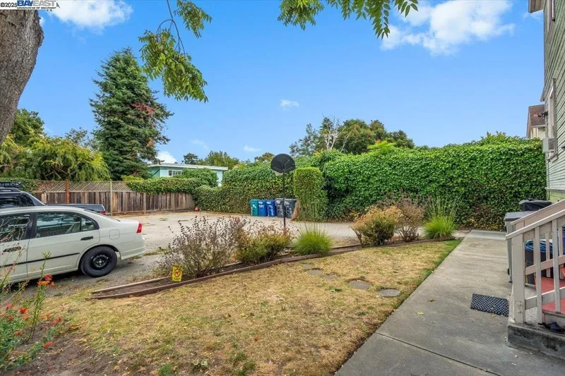 954 Park St, Alameda, California, United States. - Photo 19