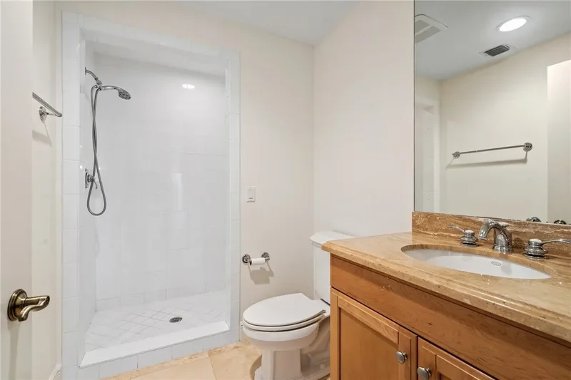 9025 Somerset Bay, Vero Beach, Florida, United States. - Photo 19