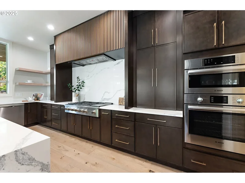 9630 SW SPRING CREST DR, Portland, OR, 97225, USA, Cedar Hills, Oregon, United States. - Photo 18