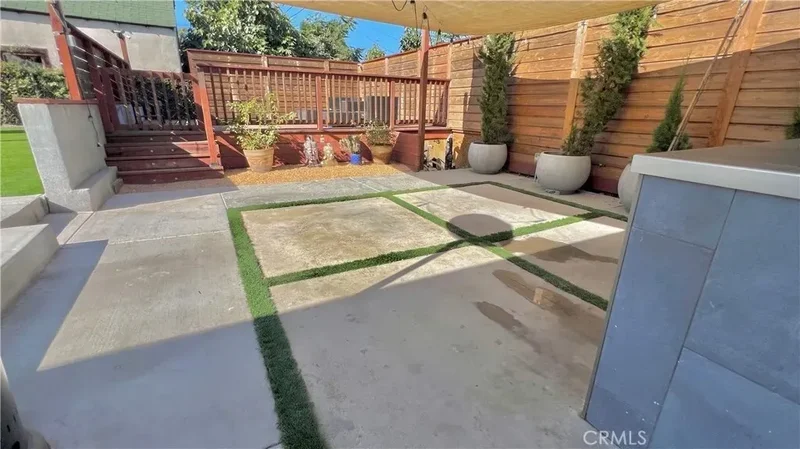 5106 Crenshaw Boulevard, Los Angeles, California, United States. - Photo 5
