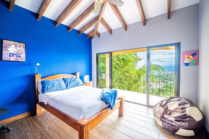 21176 - Investment Property with Pool, Panoramic Views and 2 Villas