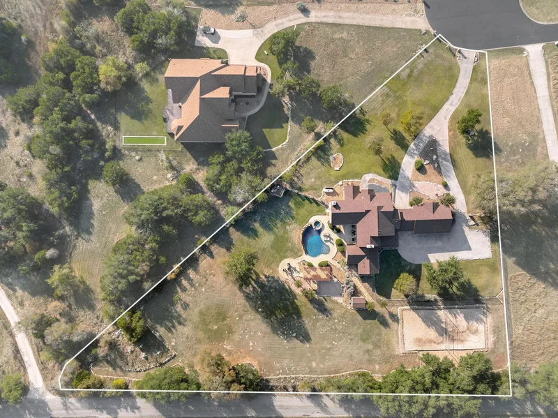 309 Hacienda PL, Dripping Springs, Texas, United States. - Photo 8