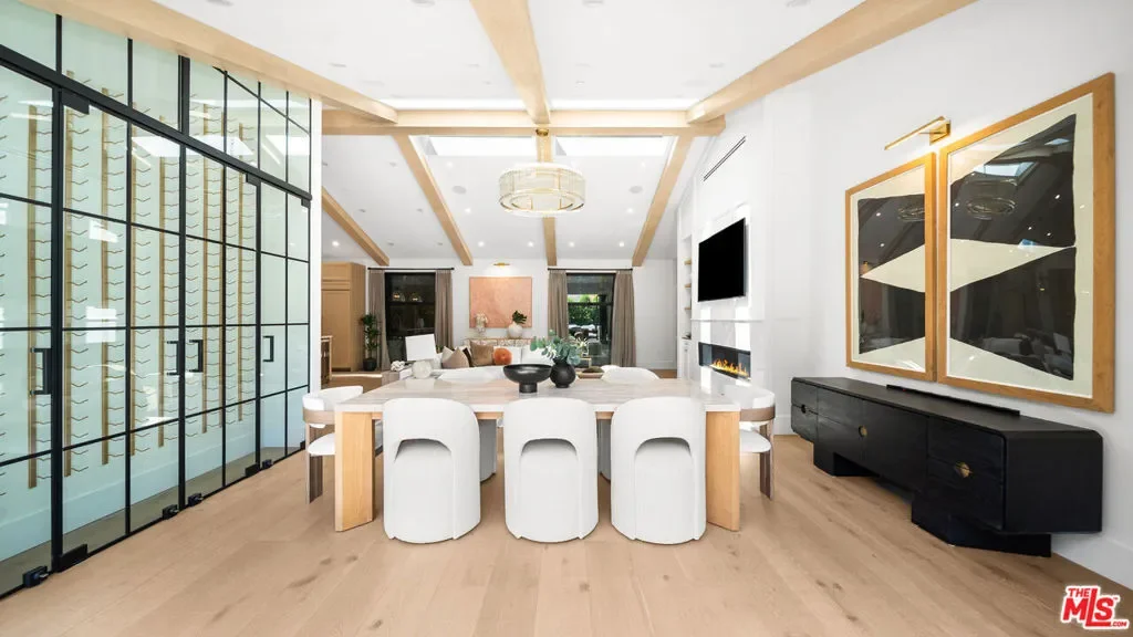 1914 N Laurel Canyon Boulevard, Los Angeles, California, United States. - Photo 2