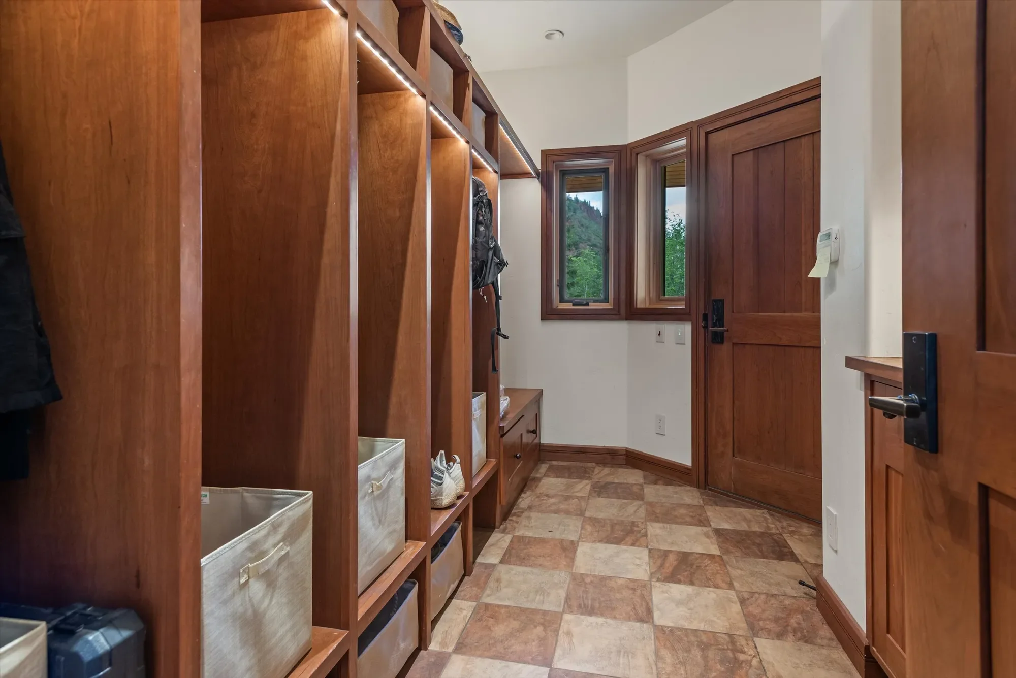335 Hall Drive , Aspen, CO 81611, Aspen, Colorado, United States. - Photo 38