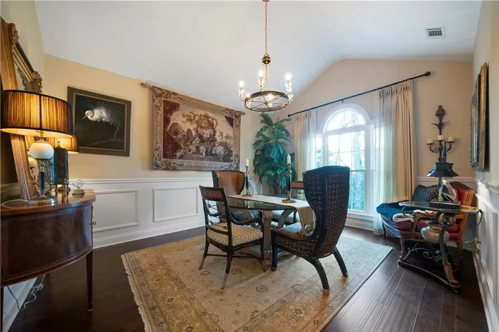 Gallery photo 4
