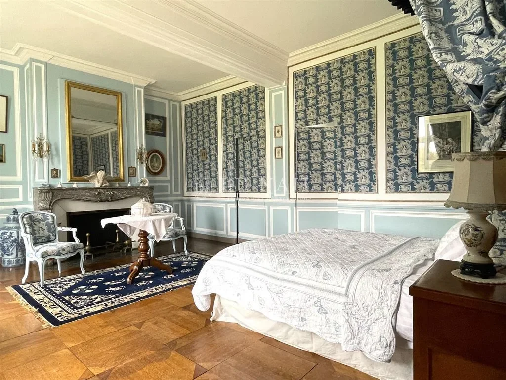Gallery photo 8