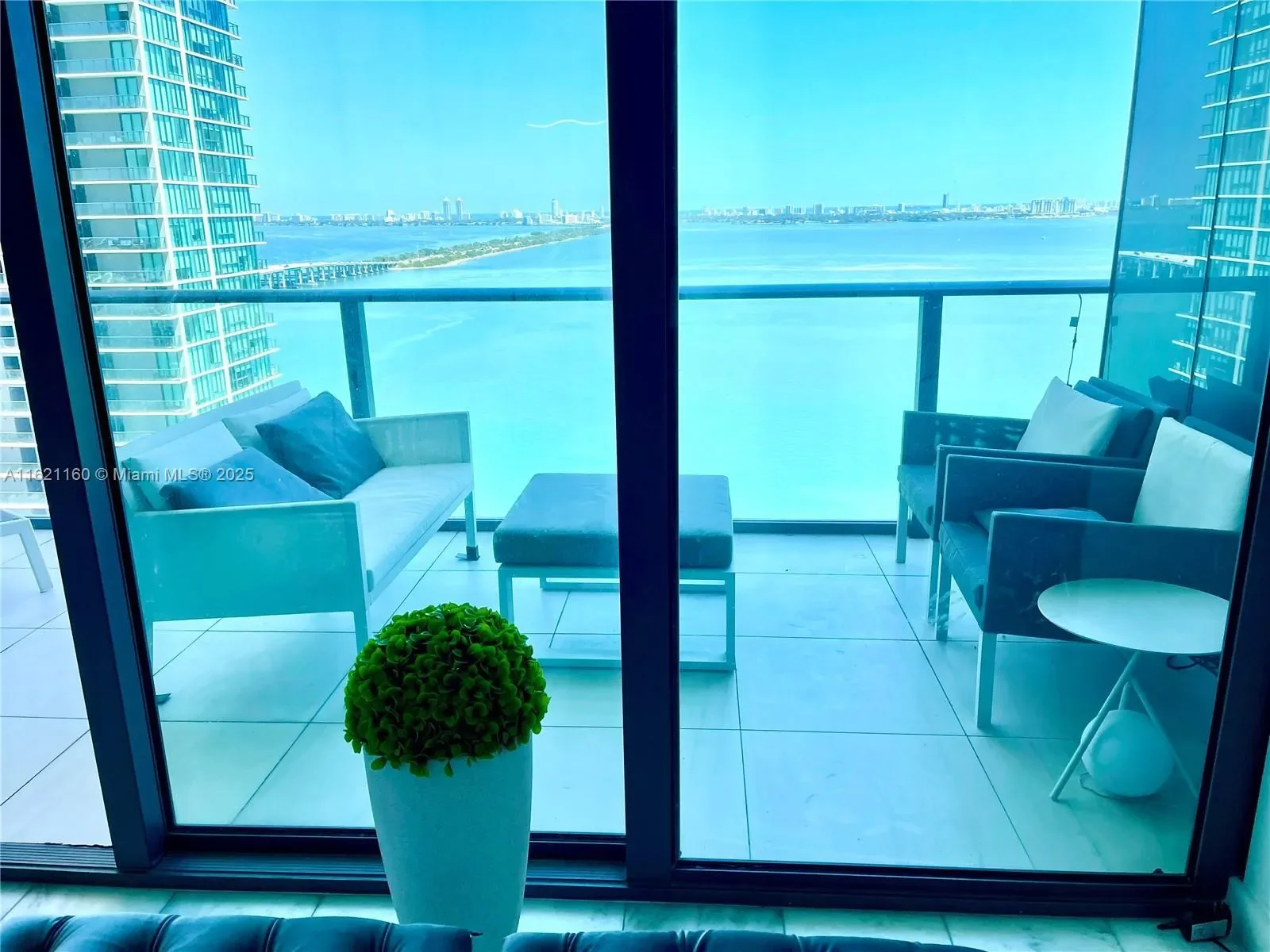 480 NE 31st St, Miami, Florida, United States. - Photo 9