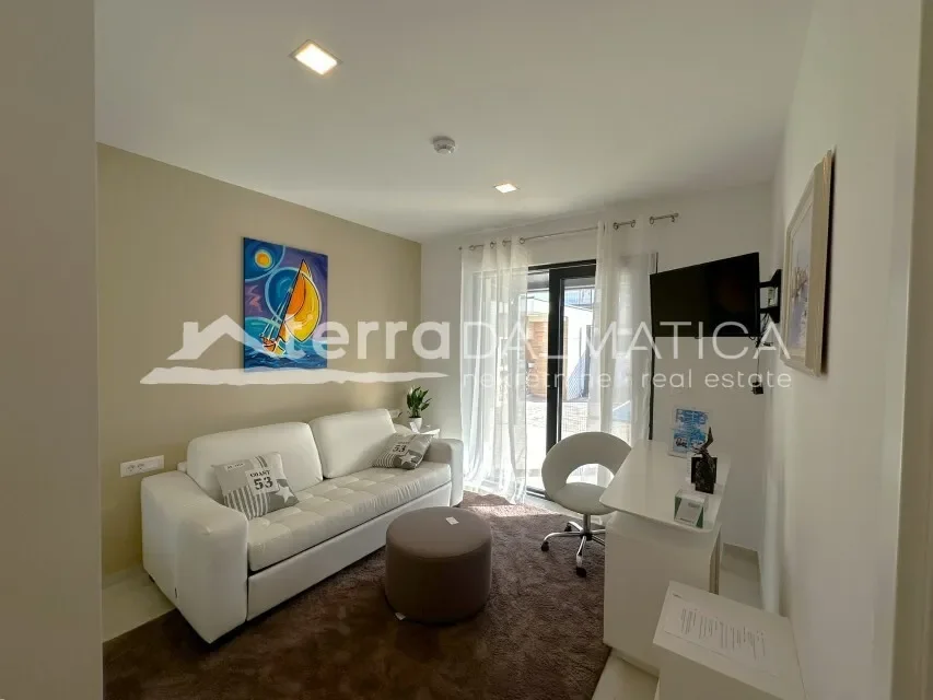 Gallery photo 2
